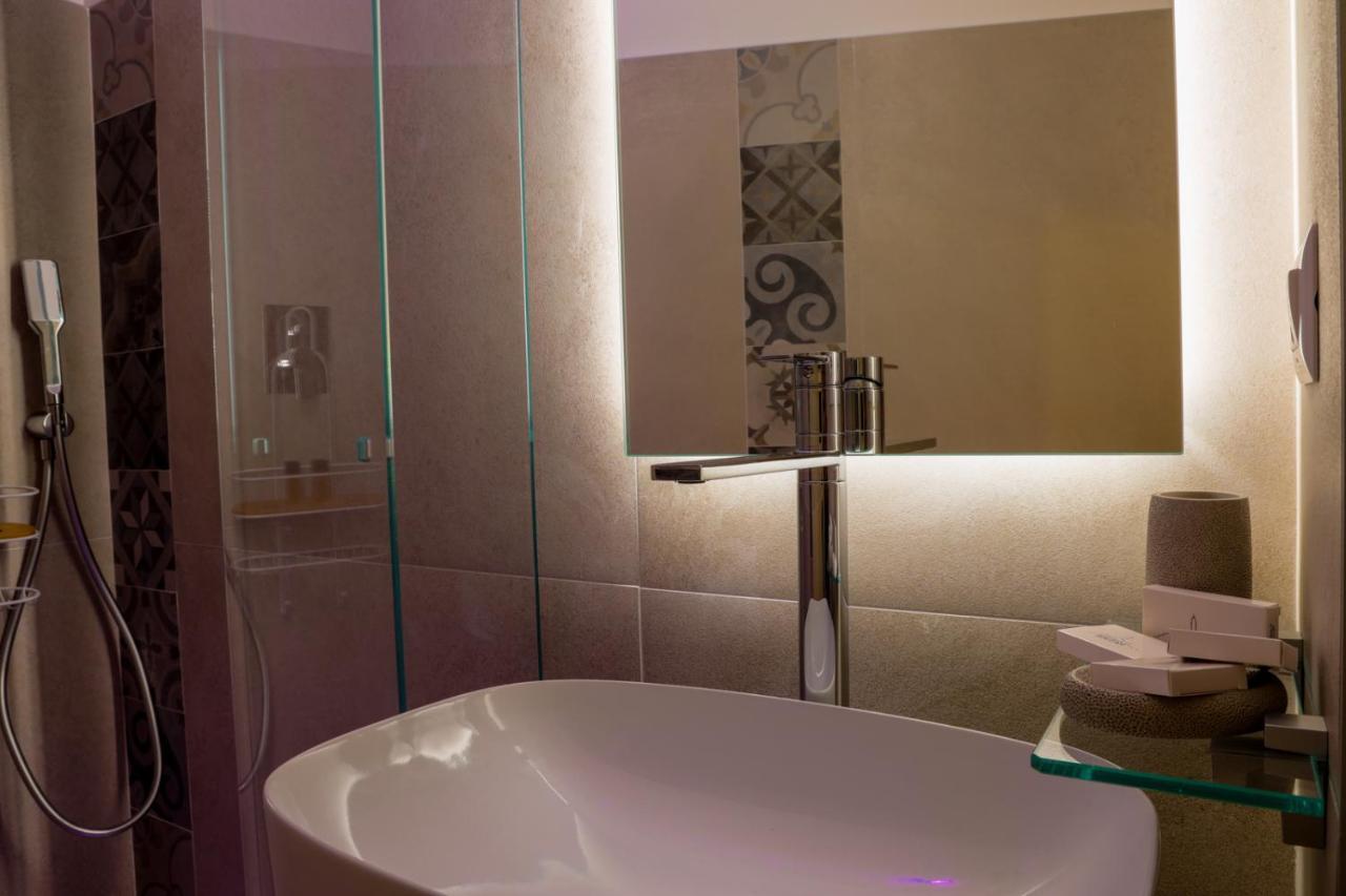 Bed&Book Hotel Matera Exterior photo